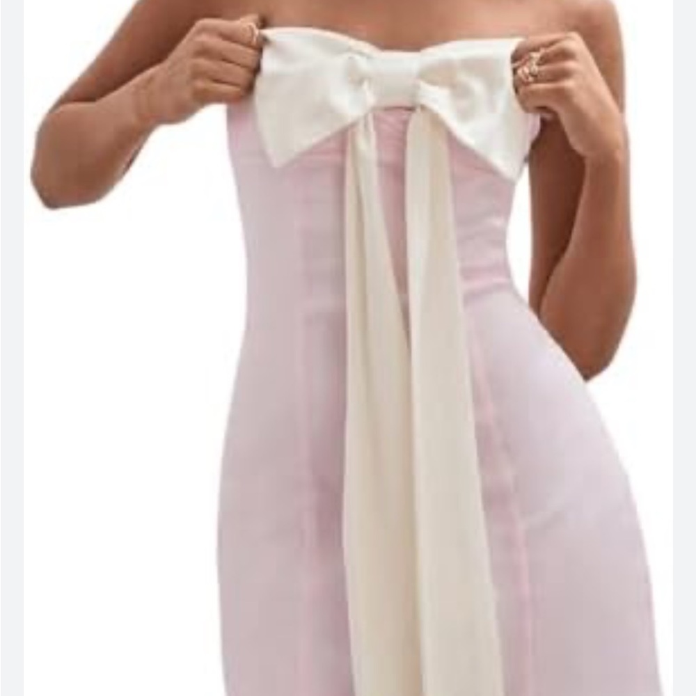 Women’s Dress - Medium